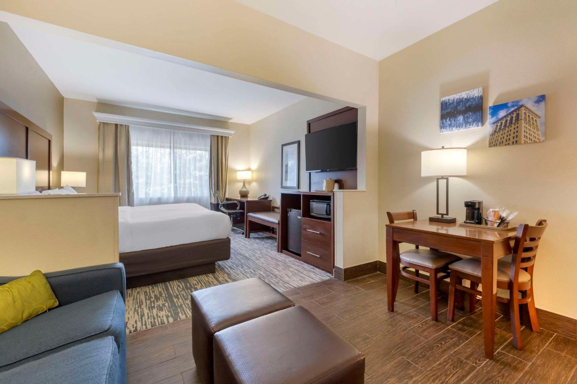 Comfort Suites Keeneland Лексингтон Экстерьер фото