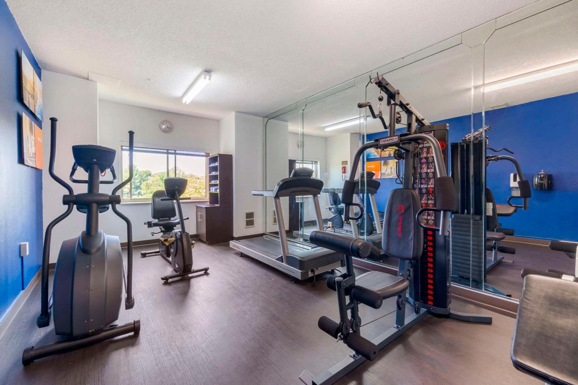 Comfort Suites Keeneland Лексингтон Экстерьер фото