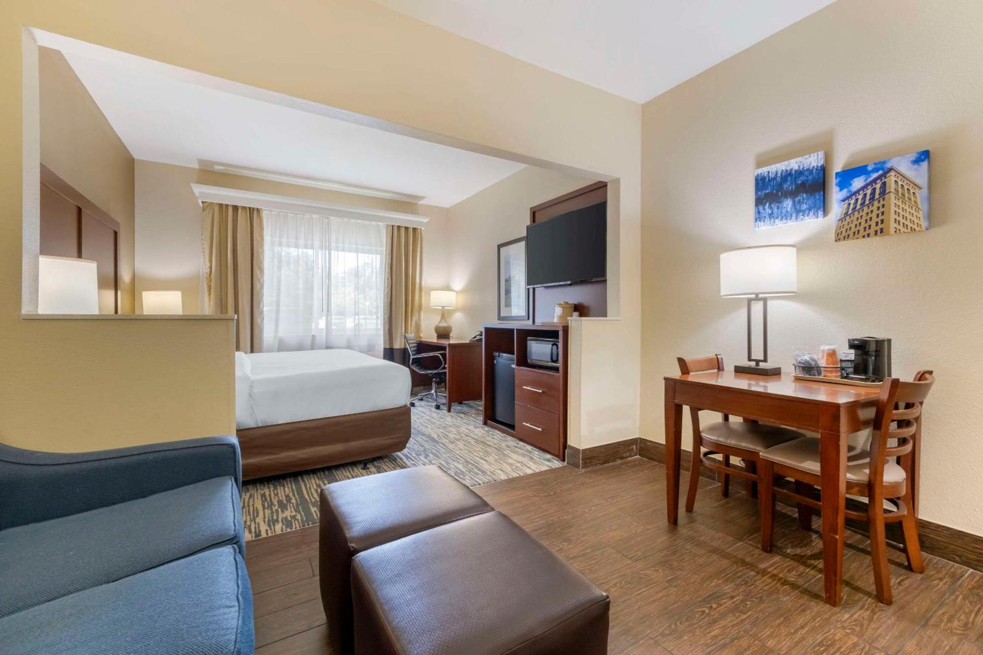 Comfort Suites Keeneland Лексингтон Экстерьер фото
